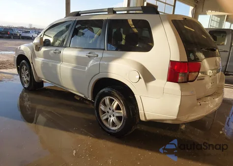 2011 Mitsubishi Endeavor z USA, uszkodzony, nr VIN 4A4JN2AS6BE032239